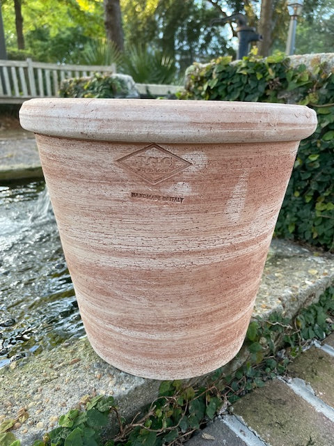 John's Garden Company Hamlett Pot, simple Italian terra cotta pot