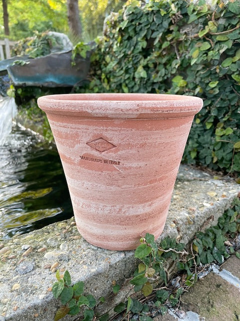 John's Garden Company Hamlett Pot, simple Italian terra cotta pot