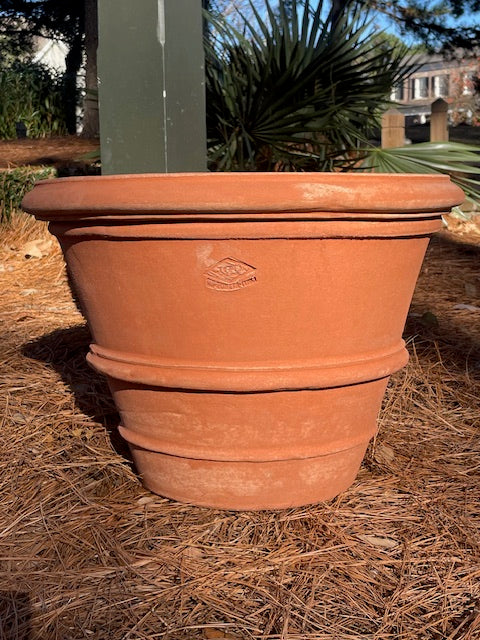 Impruneta Classic Rolled Rim Pot w/Rib – John's Garden Company